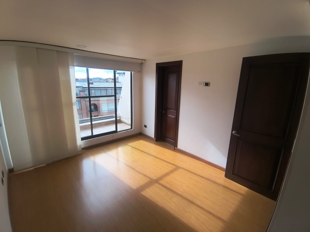 Apartamento en venta en Santa Barbara Central, Bogotá · foto 16 de 24