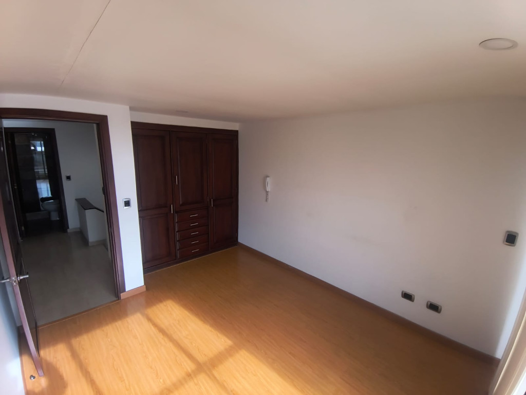 Apartamento en venta en Santa Barbara Central, Bogotá · foto 18 de 24