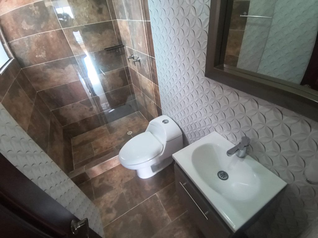 Apartamento en venta en Santa Barbara Central, Bogotá · foto 20 de 24