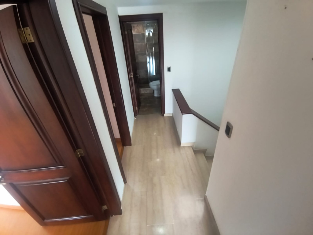Apartamento en venta en Santa Barbara Central, Bogotá · foto 23 de 24