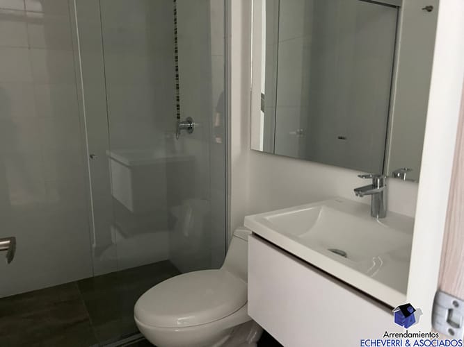 Apartamento de 3 alcobas en venta en Loma De Las Brujas, Envigado, 154 m² · foto 4 de 14