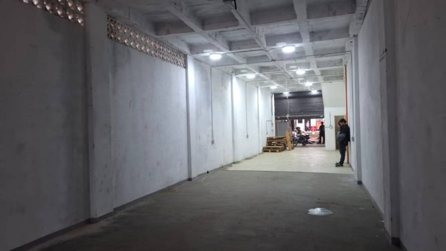 Bodega en arriendo en Urbanizacion Urapanes, Bello, 160 m² · foto 4 de 7