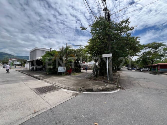 Lote en venta en Bosque Alto, Villavicencio, 1267 m² · foto 2 de 15