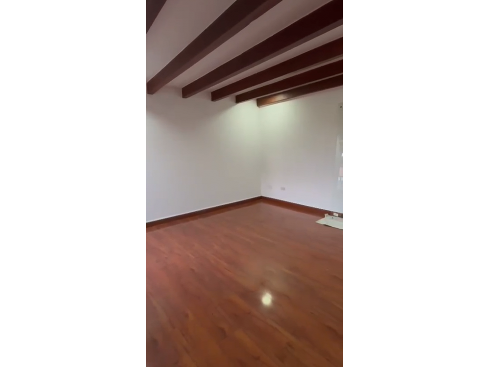 Apartamento en venta en Quinta Paredes, Bogotá · foto 17 de 17