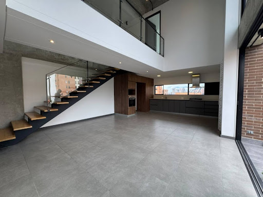 Apartamento en arriendo en La Florida, Medellín · foto 3 de 24