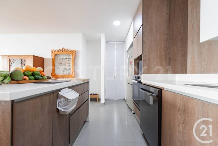 Apartamento de 3 alcobas en venta en Cumbres, Envigado, 182 m² · foto 4 de 23