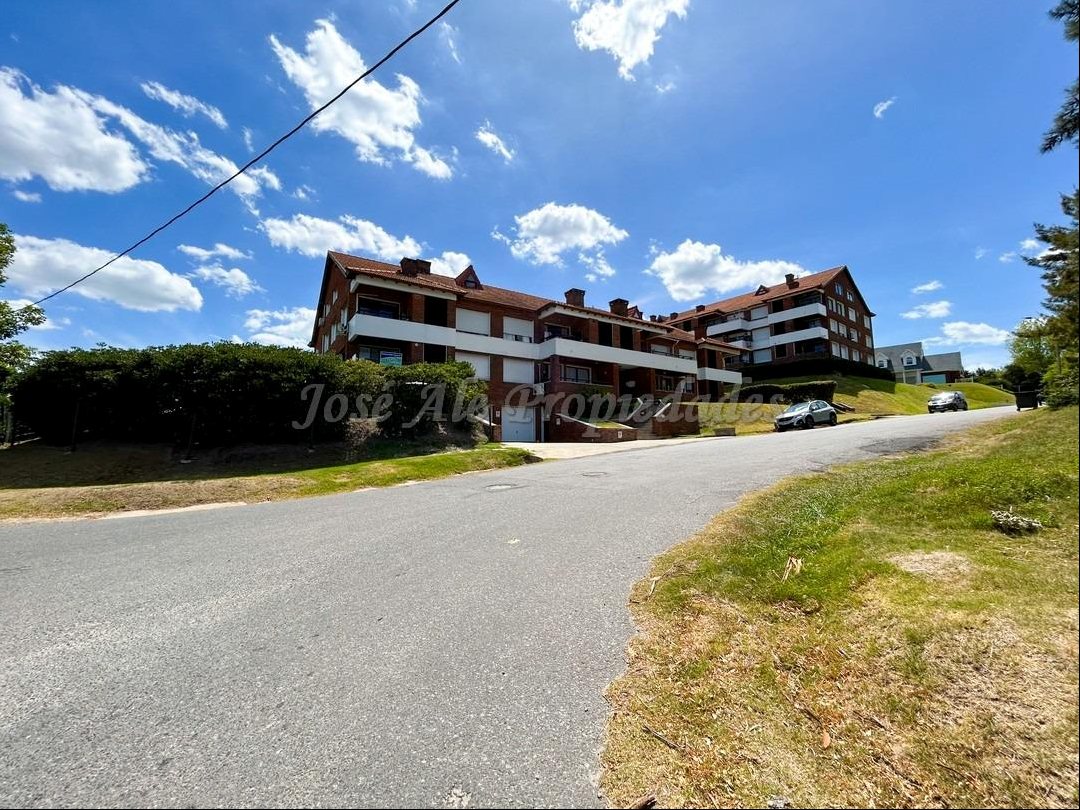 Apartamento en Alquiler · Foto 2