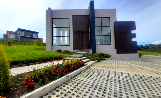 Casa de 3 alcobas en venta en Altos De Yerbabuena, Sopó, 380 m² · foto 4 de 13