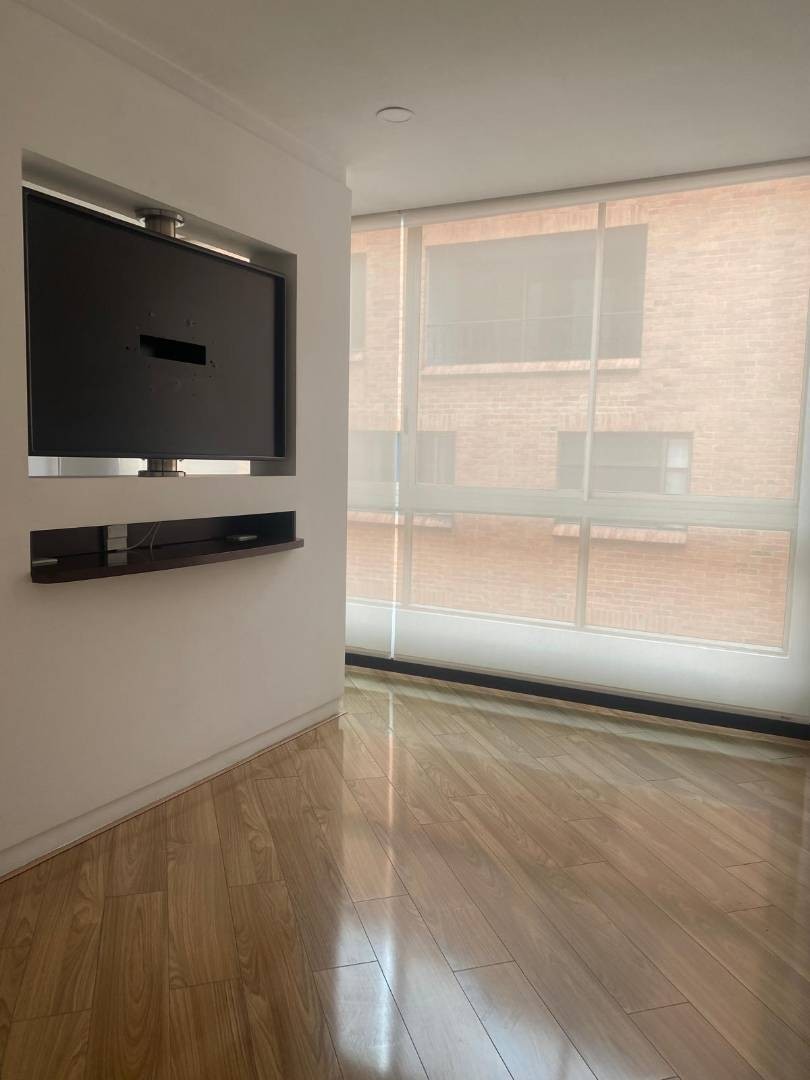 Apartamento en venta en Santa Barbara Occidental, Bogotá · foto 3 de 20