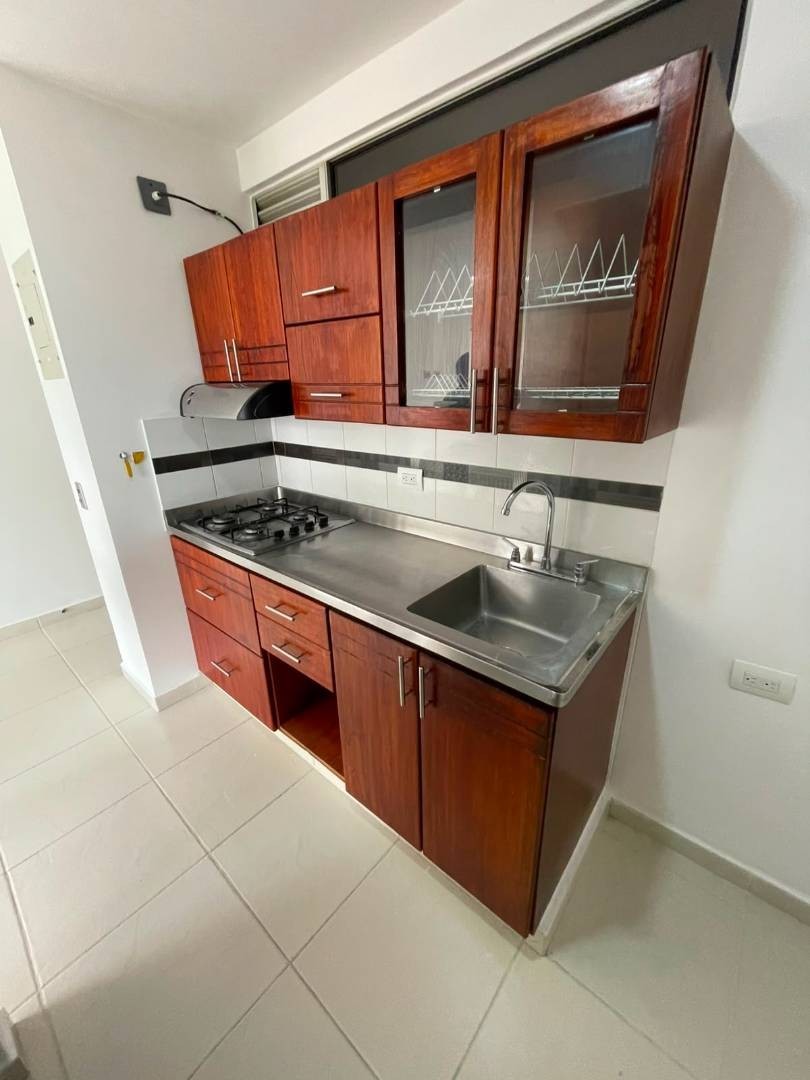 Apartamento en arriendo en Calasanz, Medellín · foto 2 de 12