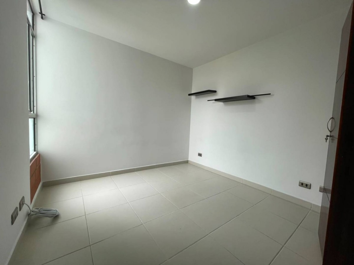 Apartamento en arriendo en Calasanz, Medellín · foto 4 de 12