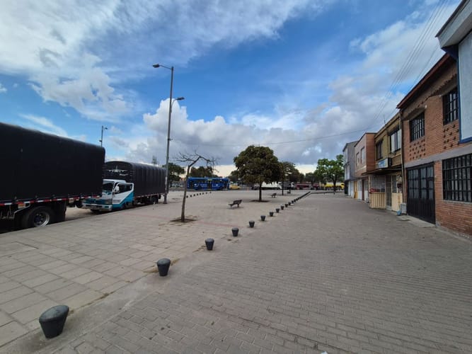 Casa de 17 alcobas en arriendo en Pio Xii, Bogotá, 360 m² · foto 2 de 24
