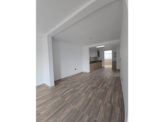 Casa de 3 alcobas en venta en Alamos, Armenia, 132 m² · foto 2 de 13