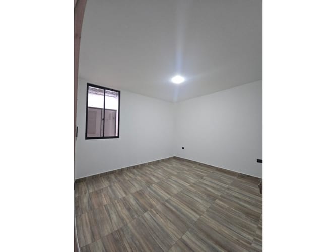 Casa de 3 alcobas en venta en Alamos, Armenia, 132 m² · foto 11 de 13