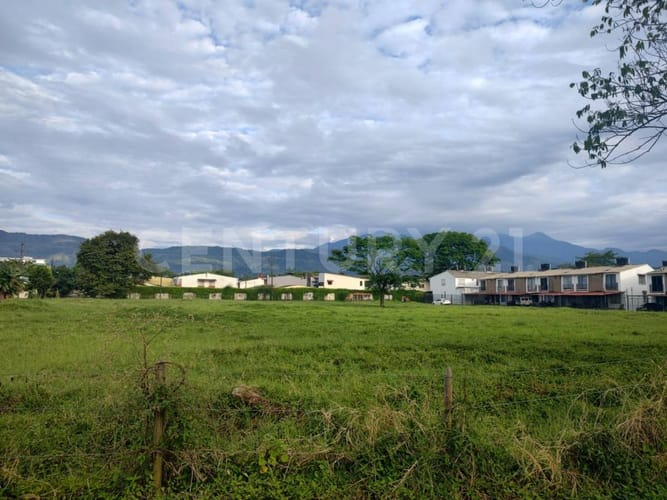 Lote en venta en Malvinas, Villavicencio, 17441 m² · foto 8 de 15