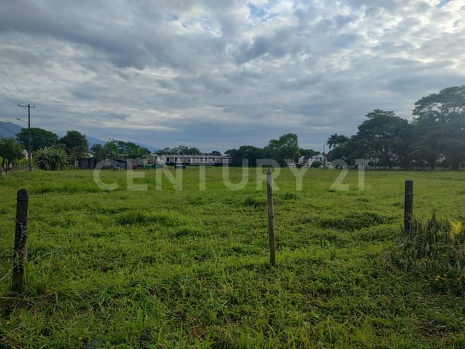 Lote en venta en Malvinas, Villavicencio, 17441 m² · foto 13 de 15