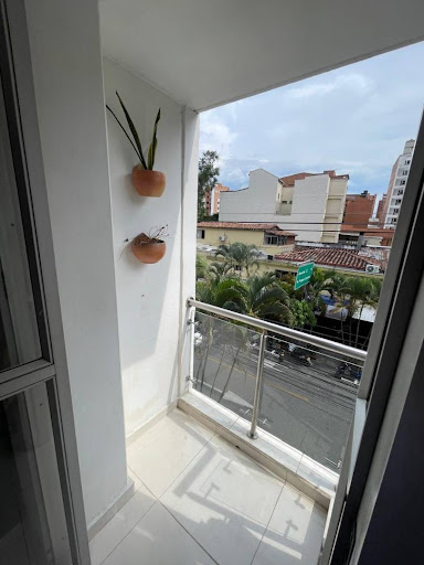 Apartamento en arriendo en Laureles, Medellín · foto 3 de 24