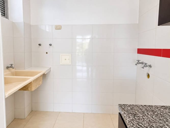 Apartamento de 2 alcobas en venta en Universidad, Bucaramanga, 50 m² · foto 4 de 9