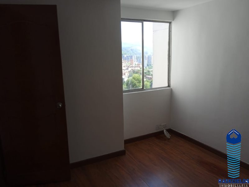 Apartamento en venta en Rodeo Alto, Medellín · foto 5 de 21