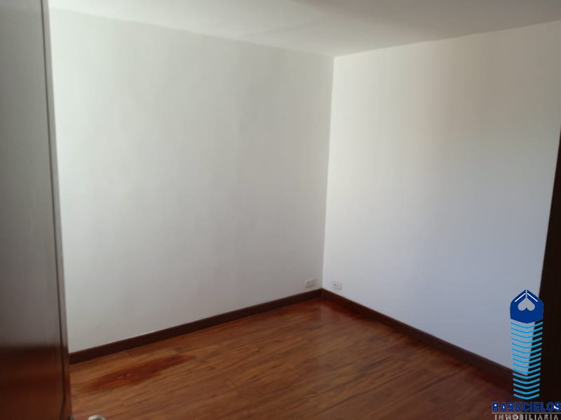 Apartamento en venta en Rodeo Alto, Medellín · foto 9 de 21