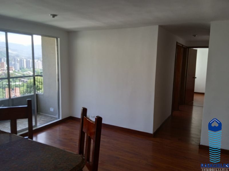 Apartamento en venta en Rodeo Alto, Medellín · foto 15 de 21