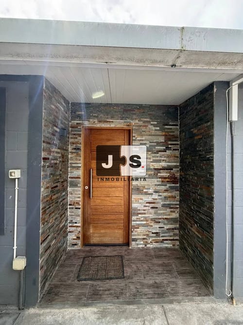 Alquiler de casa de 2 dormitorios en Solymar c/cochera · Photo 7
