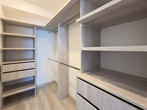 Apartamento de 2 alcobas en venta en El Poblado, Medellín, 73 m² · foto 13 de 24