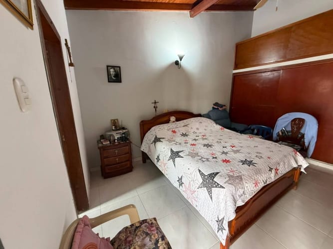 Casa de 4 alcobas en venta en Los Pinos, Bucaramanga, 210 m² · foto 6 de 24