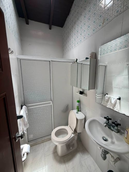Casa de 4 alcobas en venta en Los Pinos, Bucaramanga, 210 m² · foto 10 de 24