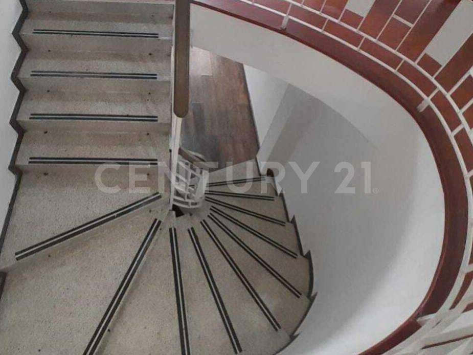 Casa en venta en Quinta Paredes, Bogotá · foto 4 de 24