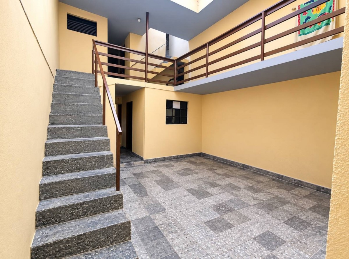 Casa en venta en Las Ferias, Bogotá · foto 8 de 23