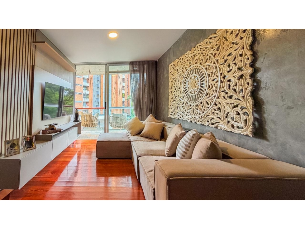 Apartamento en arriendo en El Poblado, Medellín · foto 3 de 24