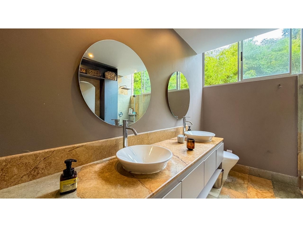 Apartamento en arriendo en El Poblado, Medellín · foto 5 de 24