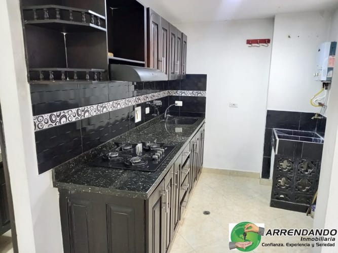 Apartamento de 3 alcobas en venta en Las Brisas, Itagüí, 72 m² · foto 4 de 13