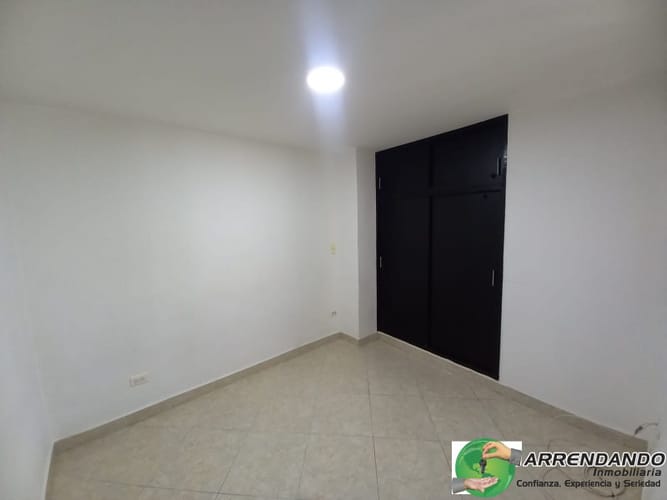 Apartamento de 3 alcobas en venta en Las Brisas, Itagüí, 72 m² · foto 6 de 13