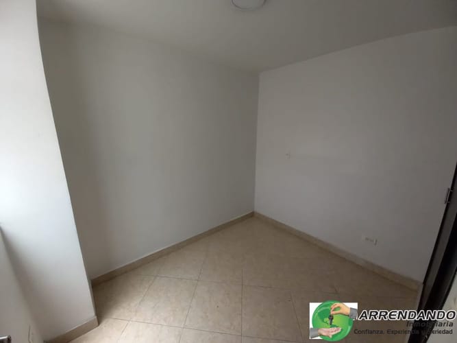 Apartamento de 3 alcobas en venta en Las Brisas, Itagüí, 72 m² · foto 9 de 13