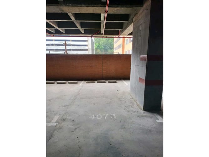 Consultorio en venta en El Poblado, Medellín, 33 m² · foto 11 de 11