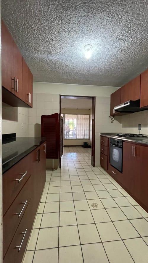 Casa de 3 alcobas en venta en Provenza, Bucaramanga, 250 m² · foto 4 de 13