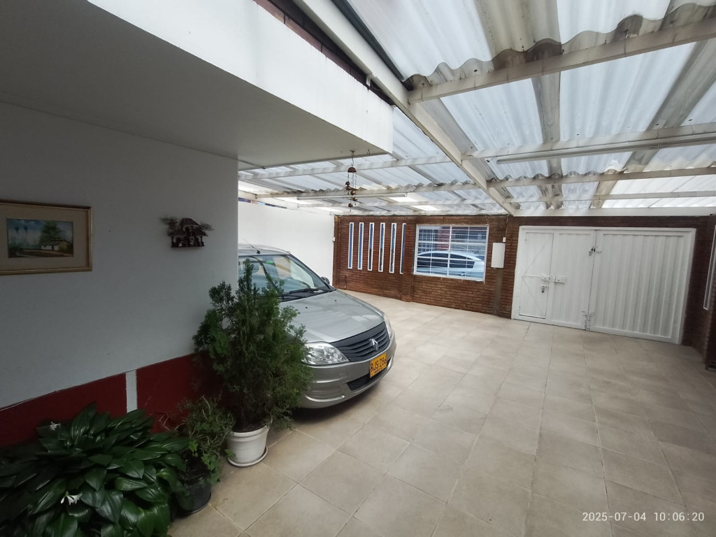 Casa en venta en Ciudad Montes, Bogotá · foto 3 de 21