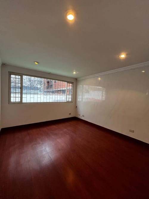 Casa de 5 alcobas en venta en Malibu, Bogotá, 420 m² · foto 11 de 24