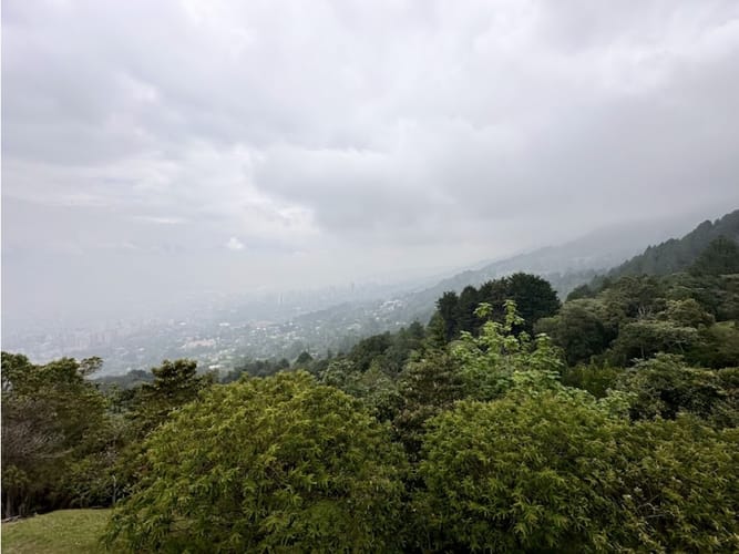 Lote en venta en Vía Las Palmas, Envigado, 5543 m² · foto 3 de 14