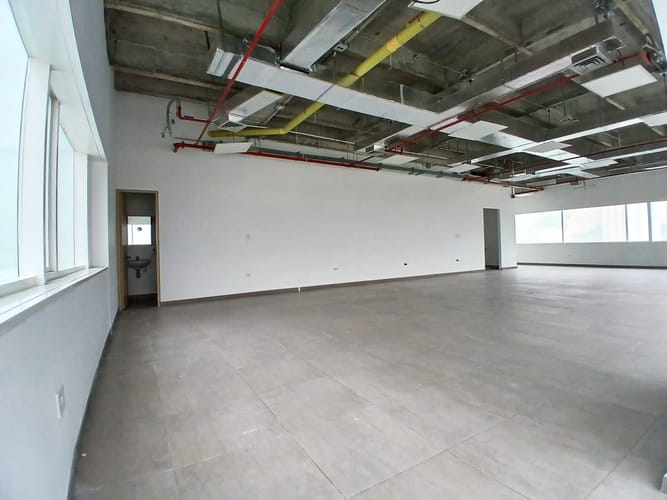 Oficina en venta en Villa Carlota, Medellín, 130 m² · foto 2 de 9