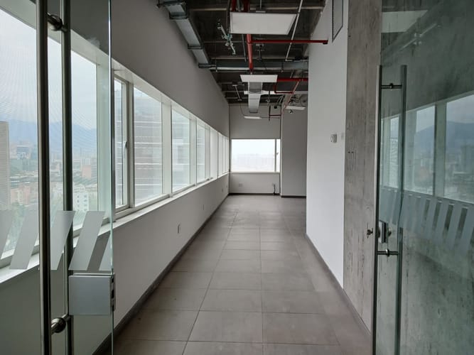 Oficina en venta en Villa Carlota, Medellín, 130 m² · foto 8 de 9