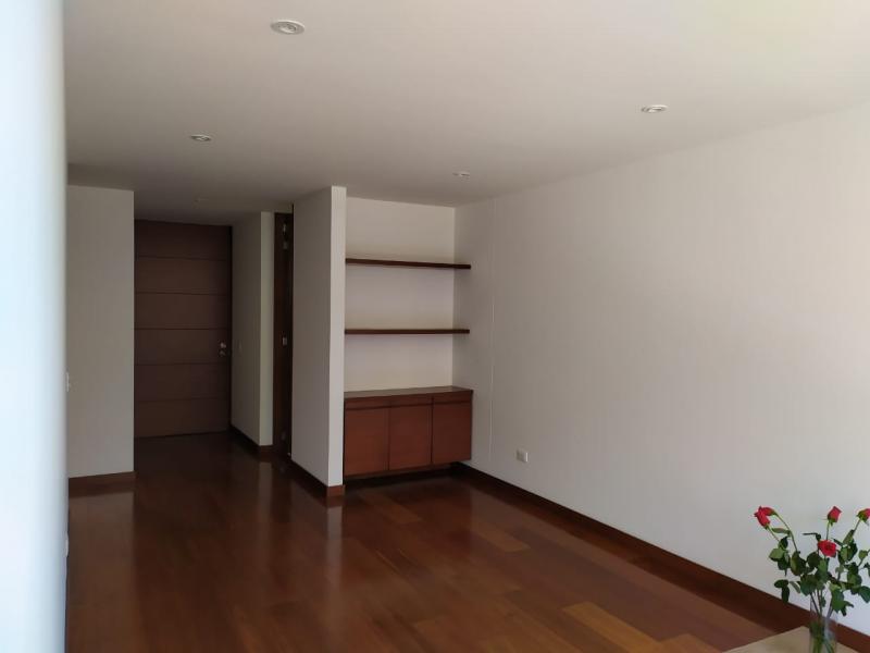 Apartamento en venta en Santa Barbara, Bogotá · foto 3 de 24