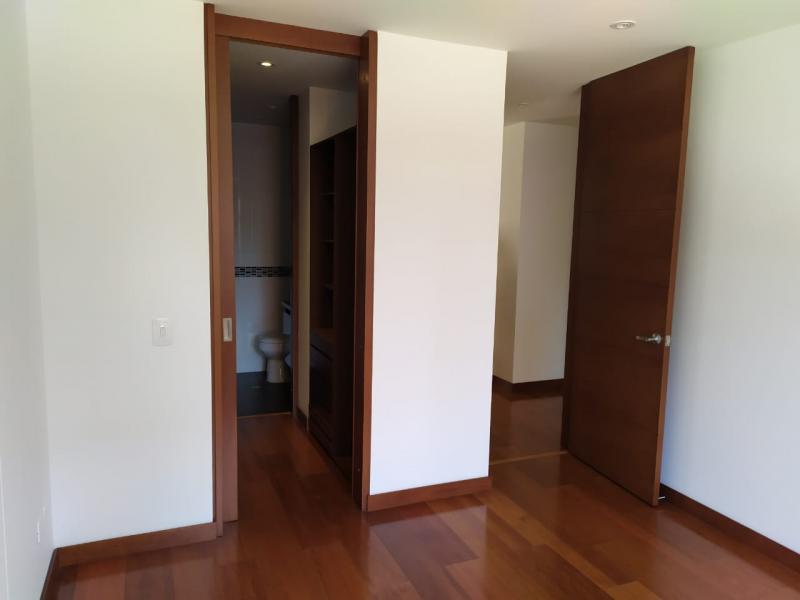 Apartamento en venta en Santa Barbara, Bogotá · foto 17 de 24