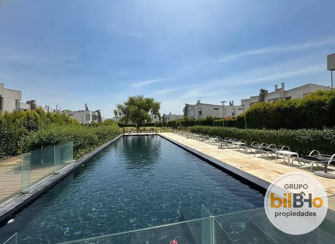 ALQUILER DE CASA EN COMPLEJO GREENS, 3dormitorios y 3 baños en Barra de Carrasco · Foto 2