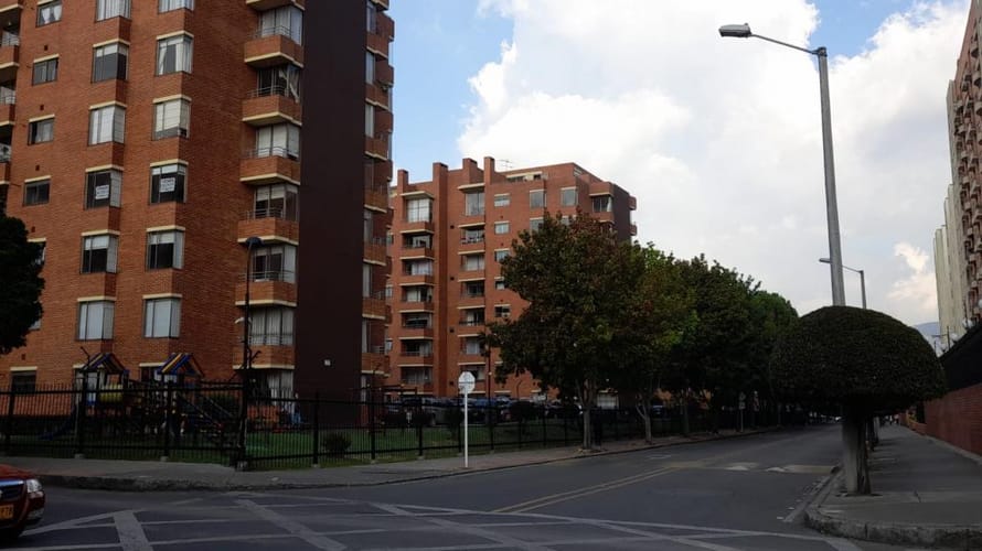 Apartamento en venta en Mazuren, Bogotá · foto 2 de 24