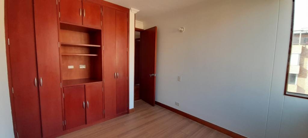 Apartamento en venta en Mazuren, Bogotá · foto 15 de 24