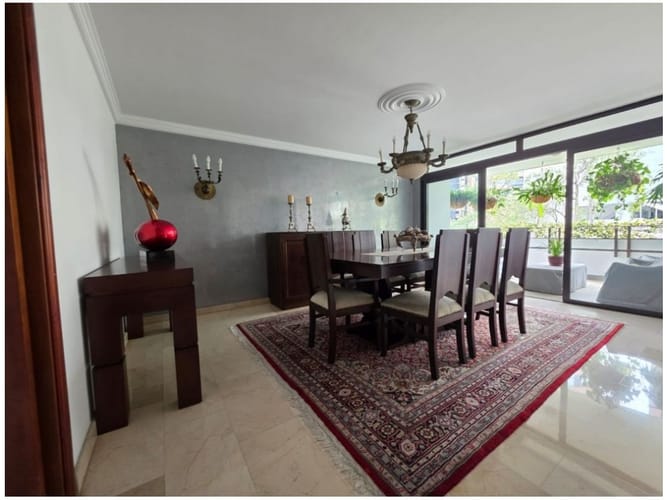 Apartamento de 2 alcobas en venta en El Poblado, Medellín, 210 m² · foto 24 de 24