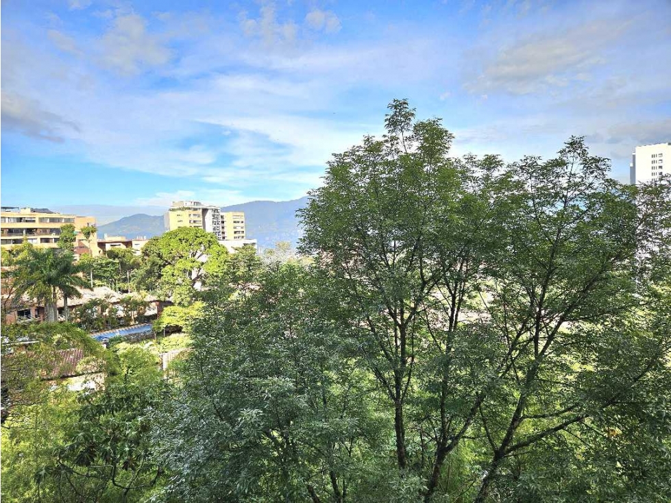 Apartamento en venta en Los Balsos, Bogotá · foto 2 de 14